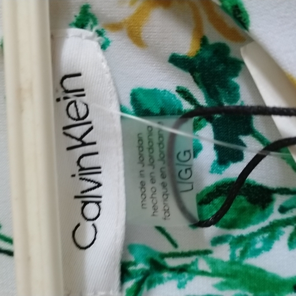 NWT Flower Calvin Klein blouse - Picture 3 of 3